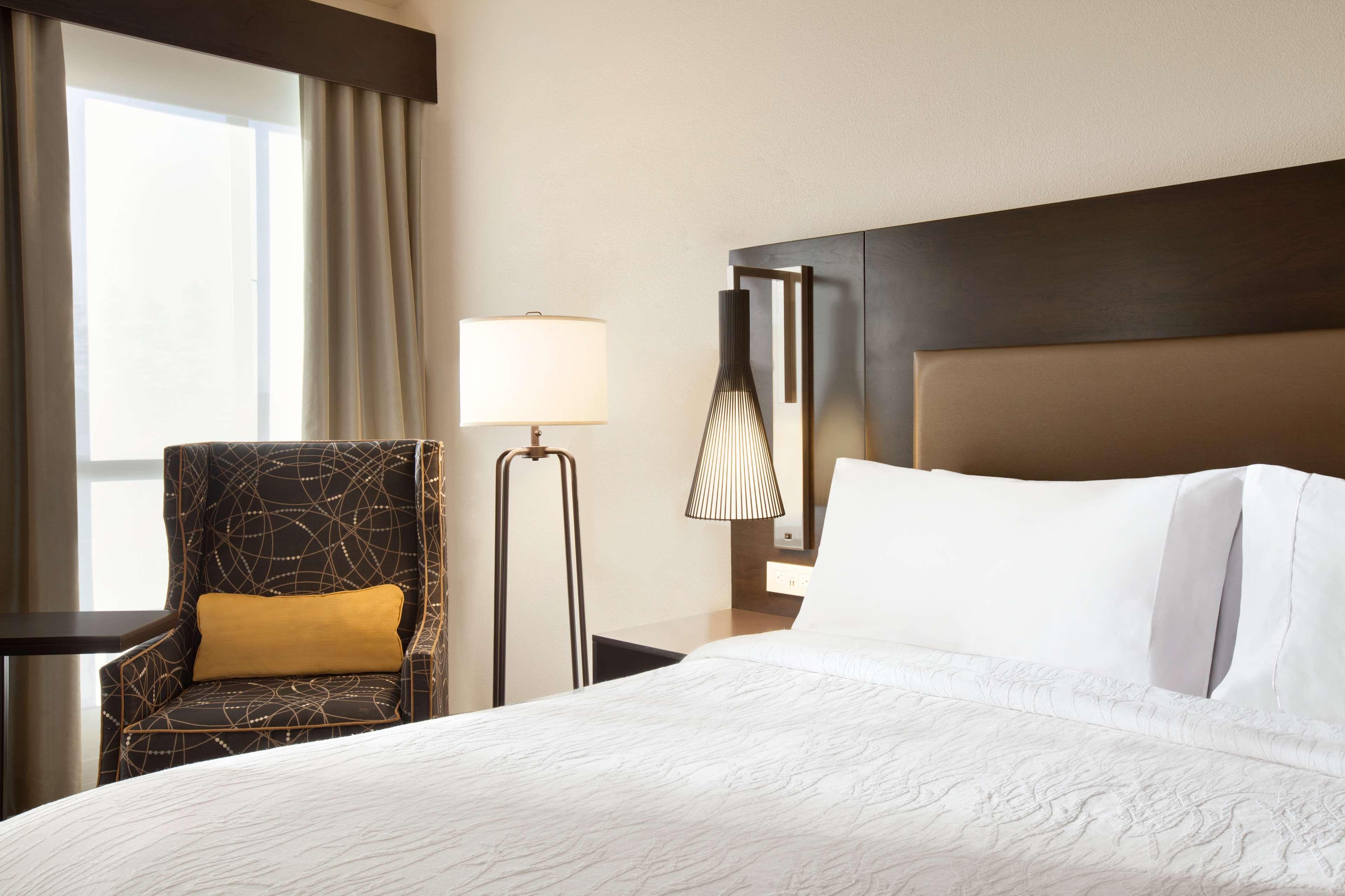 Hilton Garden Inn Cupertino Eksteriør bilde