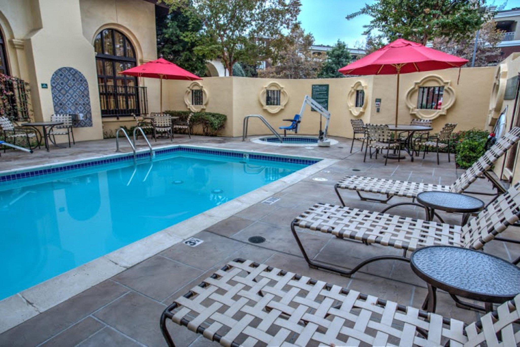 Hilton Garden Inn Cupertino Eksteriør bilde